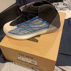 Yeezy Quantom ‘Frozen Blue’ Men’s sz 11